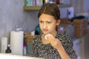panduan memilih sunscreen seusai jenis kulit